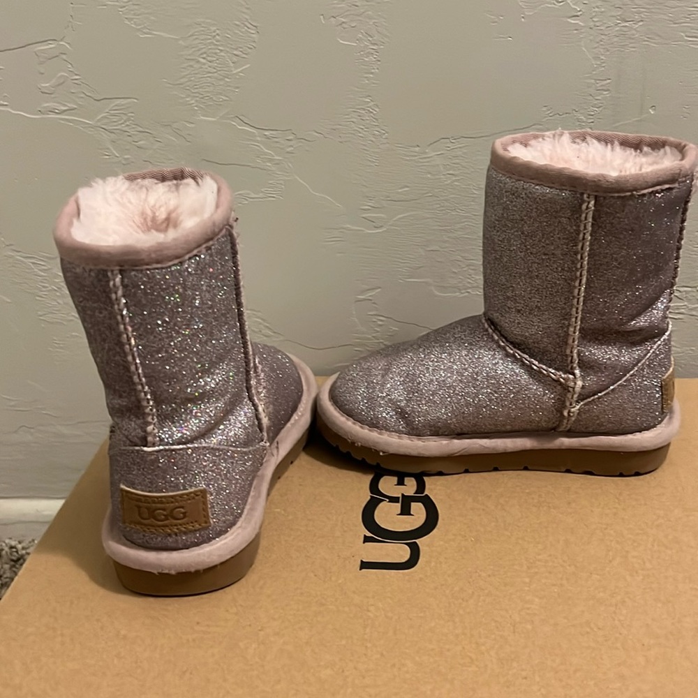 UGG kids boots. Size 7/8.Barely used in great condition.